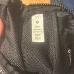 Lululemon  belt bag Photo 3