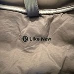 Lululemon Polar Pace Run Jacket Coat Size 8 Pelt Lunar Rock Iced Iris Like New Photo 7