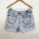 Judy Blue  Mid Rise Star Print Acid Wash Cut Off Shorts XL Photo 2