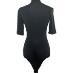 Everlane The Short Sleeve Crew Neck Bodysuit Small Women’s Black. Photo 2