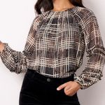 Evereve NWOT  Miley Plaid Chiffon Blouse Size XS Retaip $88.00 Photo 0