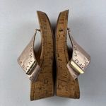 Vionic  Women's Anitra Platform Sandal in Rose Gold Metallic Size 8 Photo 3