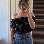 Sky And Sparrow  Top Photo 0