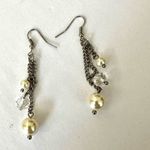 Faux pearl silver chain drop earrings Photo 4