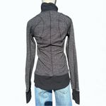 Lululemon Runderful 1/2 Zip Rulu Pullover Gray Black Thumbholes - Size 6 Photo 3