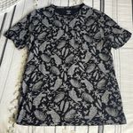 Old Navy • jungle tiger leaf print T-shirt with chest pocket Photo 39