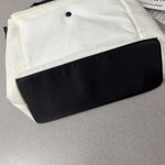 HKWP Crossbody Bag Purse White Puffer Envelope Snap Clutch Handle *No Strap* Photo 10