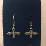 Little Bee / Butterfly Insect Earrings Photo 0
