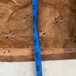 Denim & Co 100% Leather Suede Skirt Medium Tan Western Flower Eyelet Lined Photo 2