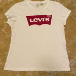 Levi’s Tshirt Photo 0