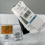 Ruby Rd. Woman NWT Size 20W White Slimming Contour Waistband Pull On Capri Pants Photo 3