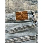 American Eagle Light Wash High Rise Mom Jeans Size 2 Long Photo 3