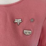 KARL LAGERFELD PARIS FLAMINGO Pink PUFFY SLEEVE RIBBED KNIT TOP & CHARMS Medium Photo 1