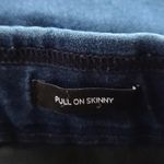 Nine West pull on skinny jeans size 8 Photo 5