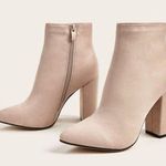 SheIn Minimalist Chunky Heeled Boots Photo 0