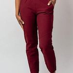 Alder Apparel Be Free Jogger Merlot Medium Photo 0