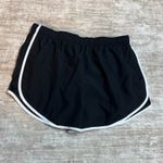 Nike  Women’s XL Black White Stripe Dri Fit Running Shorts Lined Athletic New Photo 5