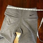 Nike Dri-Fit Leggings Womens Size Med Gray Capri Compression Workout Pan… Photo 7