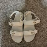 Madden Girl Bone Paris Sprint Flat Sandals Women's Size 9 New Photo 4