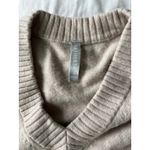 Athleta  V-Neck Sweater woman's Sz small Ribbed Knit Trim,‎ Relaxed Fit, Neutral Photo 1