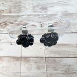 Vintage Clip On Earrings Photo 2