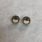 Pokémon Pokemon Pokeball Wood Stud Earrings Photo 1