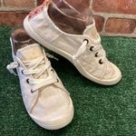 Tommy Bahama  Womens No Tie Creamy Natural Sneakers size 8.5 Photo 0