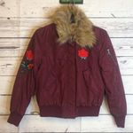 Ultim8 Brand burgundy faux fur collar rose appliqué bomber Jacket Juniors Sz Xl Red Photo 1