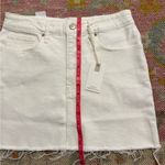 Good American NWT  white mini denim skirt size 4 Photo 4
