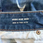 Universal Threads Universal thread high rise midi blue distressed jean shorts in size 10 / 30 Photo 3