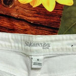 St. John ’s Bay White Capris​ Photo 1