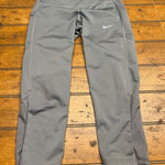 Nike  Dri Fit Womens Cropped Leggings Capris Gray Activewear Athletic Size S Photo 0