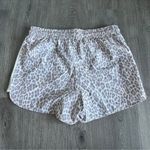 Johnny Was NWT Calme White Grey Multi Animal Print Elastic Waist Shorts Sz Large Photo 8
