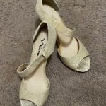 Touch of Nina Champagne Sparkle Pumps Photo 1