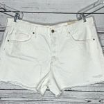 Universal Threads Universal Thread NWT 16 White Distressed 100% Cotton Mid-Rise 90s Baggy Shorts Photo 0