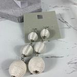 Boutique New  White Ball Earrings Photo 0