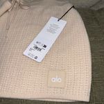 Alo Yoga Cashmere High-Waist Plush Waffle Short Photo 5