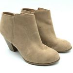 Old Navy Womens Ankle Boots Stacked Heel Faux Suede Zipper Beige Size 7 Photo 0