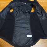 Athleta  Women’s XXS Black Rock Springs Quilted Vest Winter Fall Sporty Pockets Photo 6