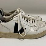 VEJA  V-10‎ Sneakers white and black women’s size 7 Photo 0