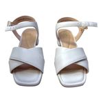Clarks  size 7 M Serina35 Cross Cream Leather stacked Heeled Sandals open toe nwt Photo 4