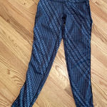 Aerie Chill Play Move Patterned Leggings Printed Black and Gray Rope Photo 0