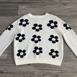 IJoah Oversized Flower Knit Crewneck Sweater Black Size‎ Small Photo 4