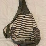 ThirtyOne Boutique Thirty One Sling Bag Photo 1