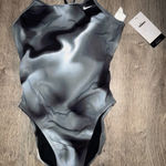 NEW Nike Hydrastrong SWIM one piece competitive Swim suit 32/WMS 6 NWT Photo 0