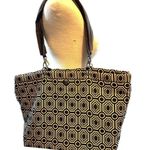 Geometric Patterned Tote Bag With Adjustable Straps & Zipper Closure Black Photo 0