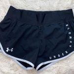 Under Armour Shorts Photo 0