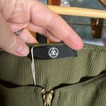 Missguided NWT  Olive Green Ribbed Zipper Crop Top Size 6 Photo 3