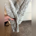 Lululemon  Its Rulu Run Long Sleeve Shirt size 4 Photo 5