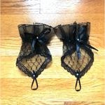 Gothic Victorian Lolita EGL Vampire Black Lace Ruffle & Bow Gloves Photo 4